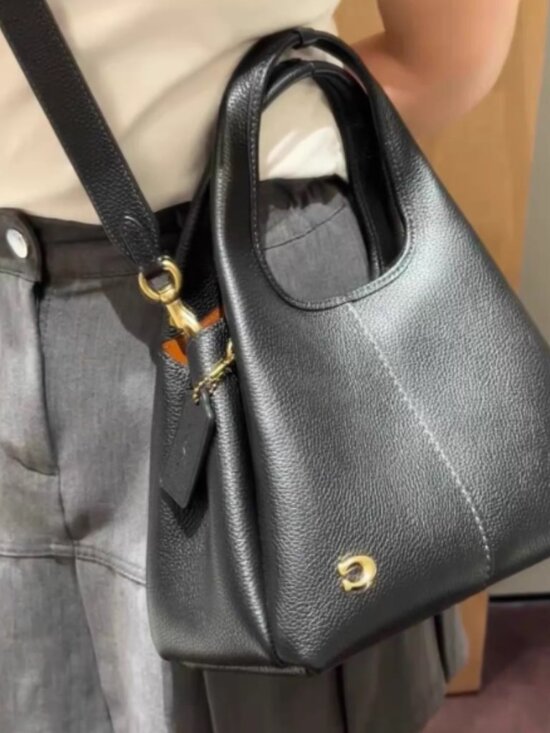 🍉🍉Coach Black Lana 23 BRAND NEW - Picture 4 of 4